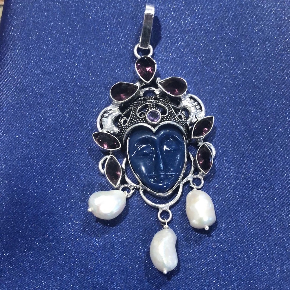 Blue Face Pearl Pendant